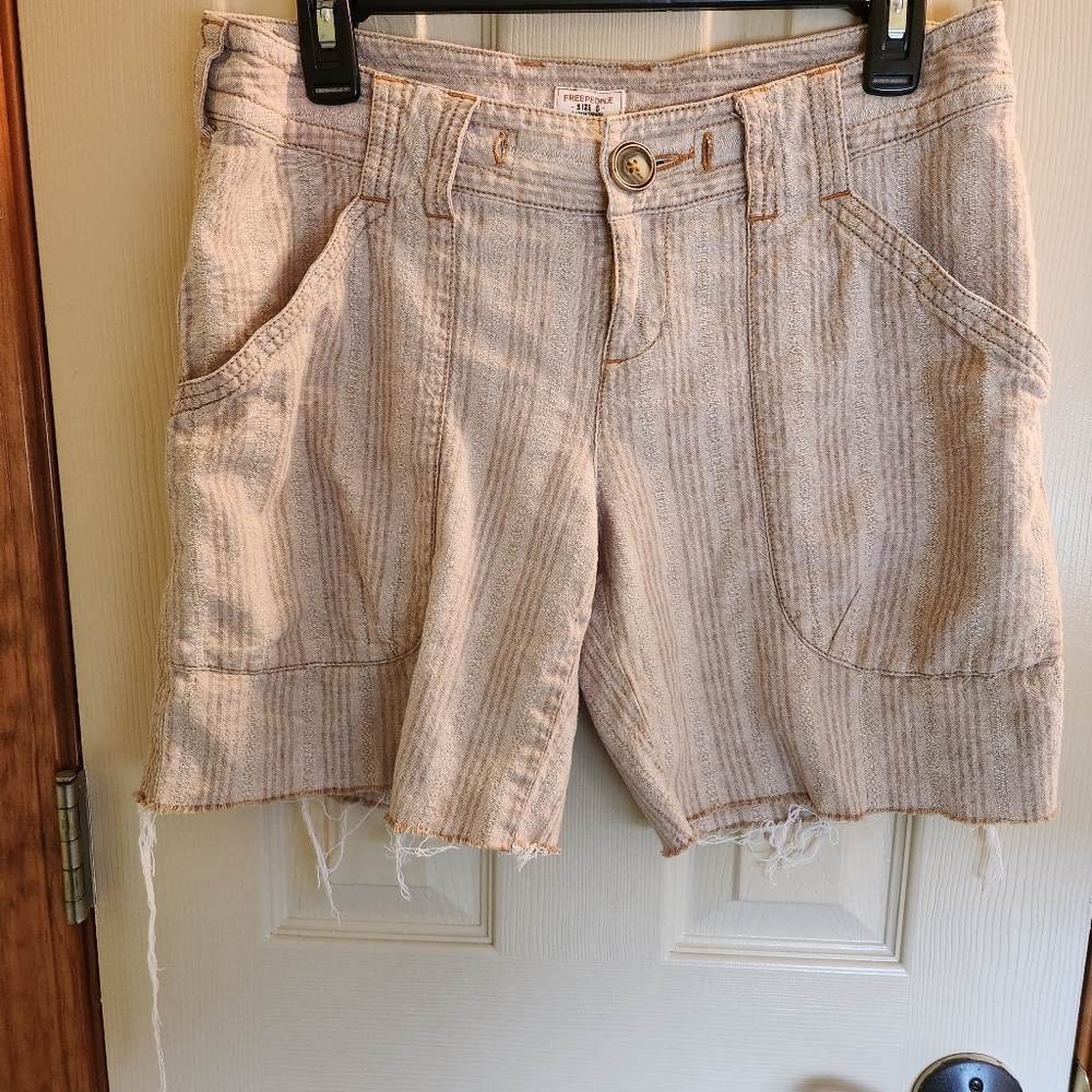 Free People cut off linen shorts beige vertical striped sz 8